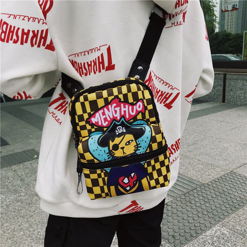 原创涂鸦ins潮牌蹦迪土酷男包单肩斜挎包韩版休闲街头潮流小背包