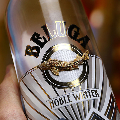 进口俄罗斯伏特加belugavodka白鲸纪念版700ml配制鸡尾酒白酒吧