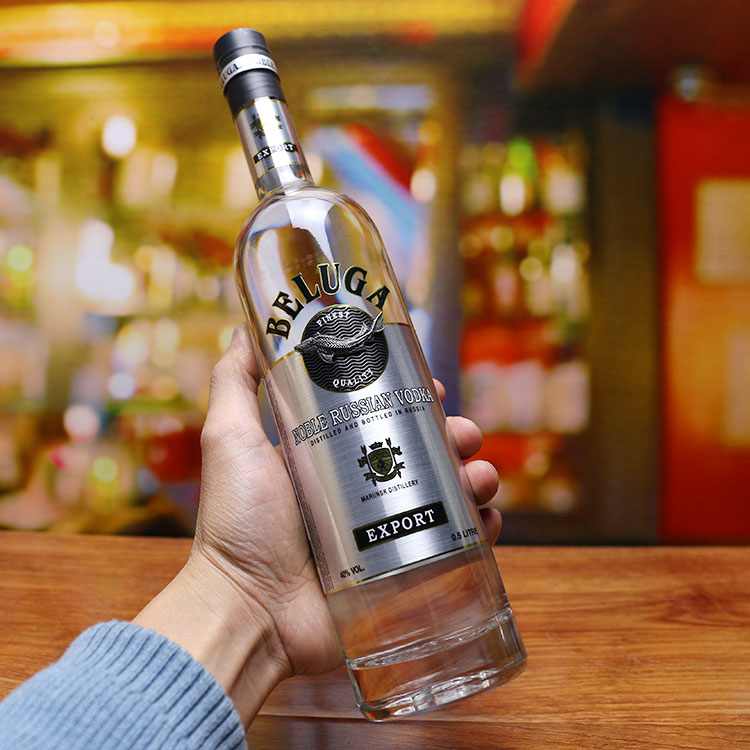 进口俄罗斯伏特加belugavodka白鲸500ml配制鸡尾酒白酒吧伏特加