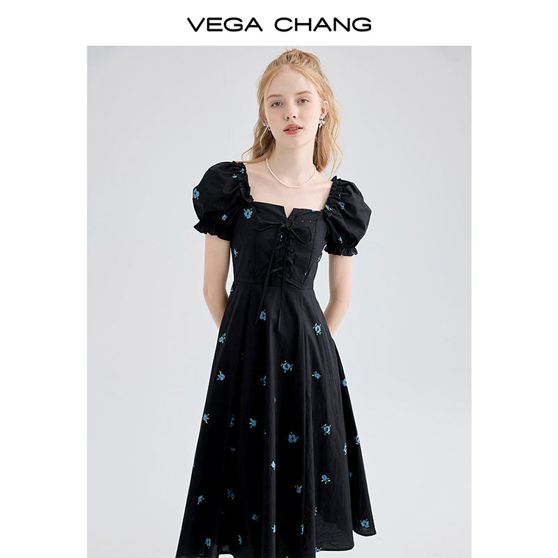 VEGA CHANG方领泡泡袖连衣裙女夏季法式小众收腰显瘦碎花桔梗裙子