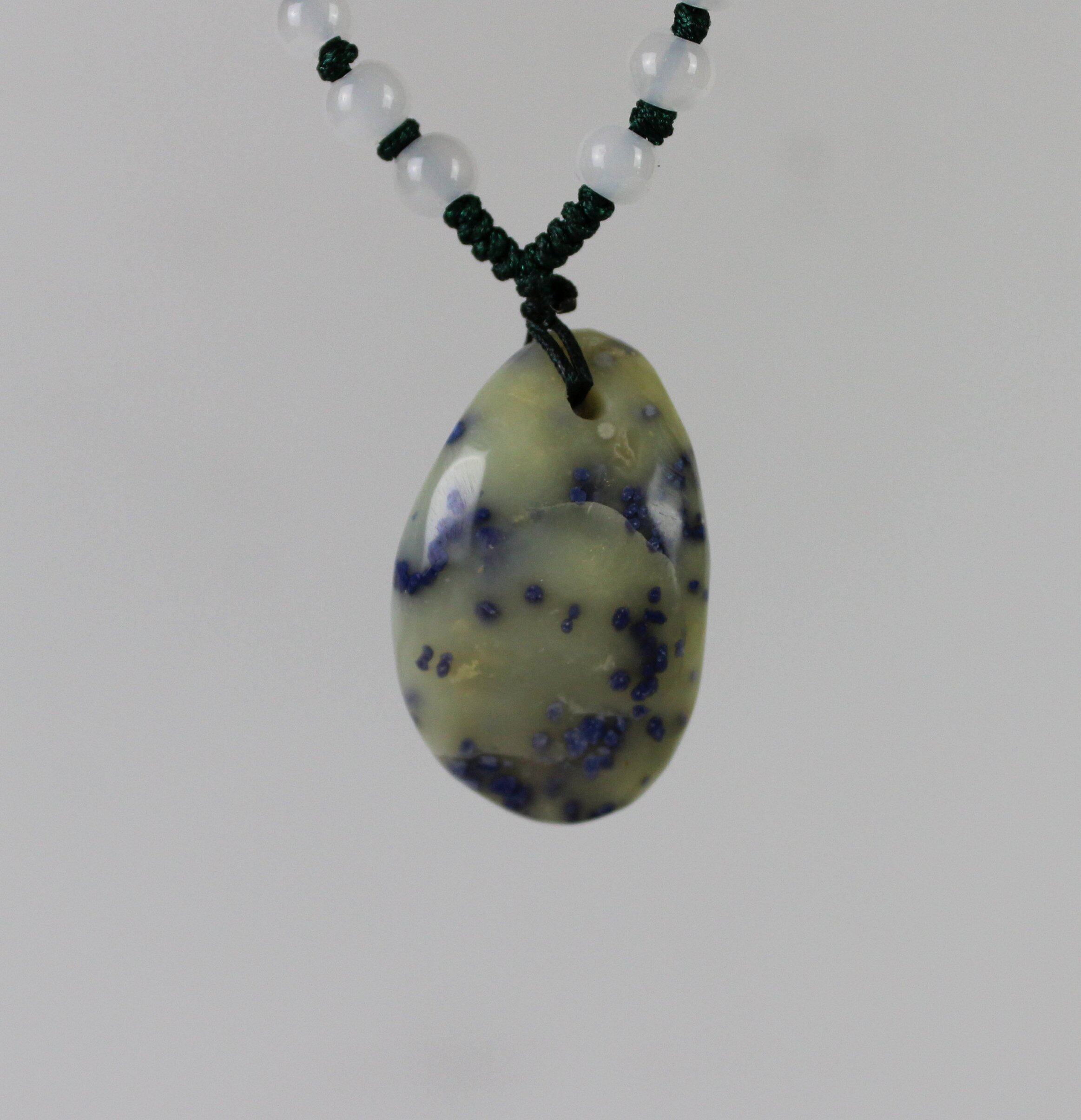 蓝星品包饰礼装扮容颜奇玉天然精美吊坠雕刻颈饰