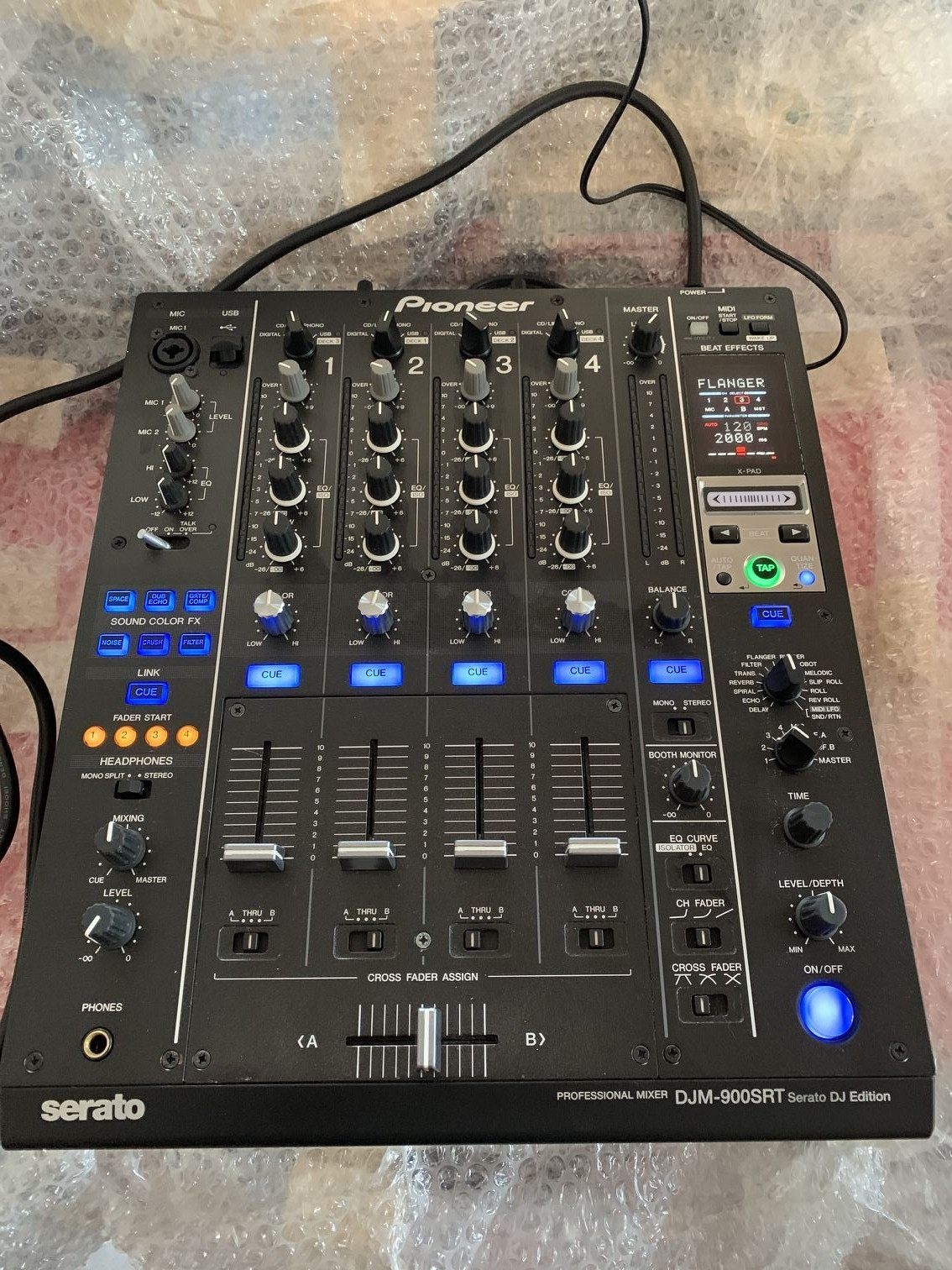 先锋pioneerdjm900srt混音台碟机包房dj专用支持serato打碟机