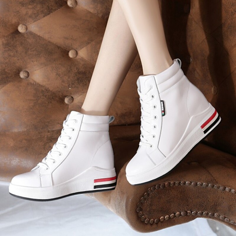 真皮高帮鞋女坡小白鞋百搭显瘦厚底旅游鞋白色高腰高帮鞋
