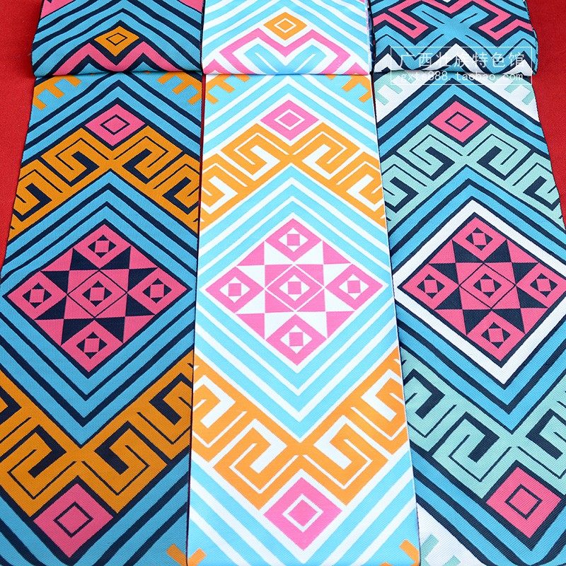 装饰广西壮族软装场馆布置活动布活动特色壮锦太阳花壮锦