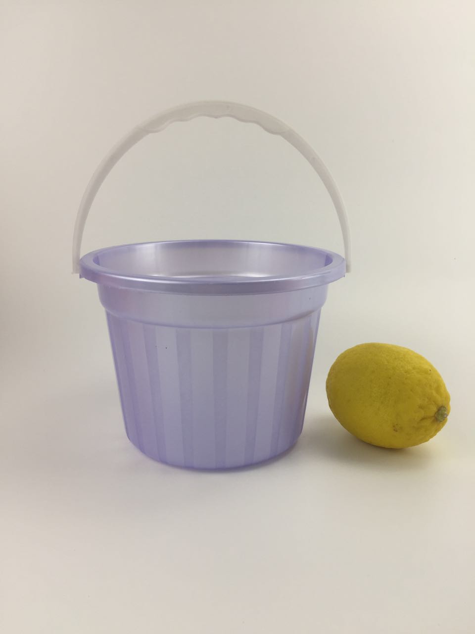 彩色半透明小水桶塑料桶小号美术洗笔小桶公园钓鱼桶油漆桶带盖