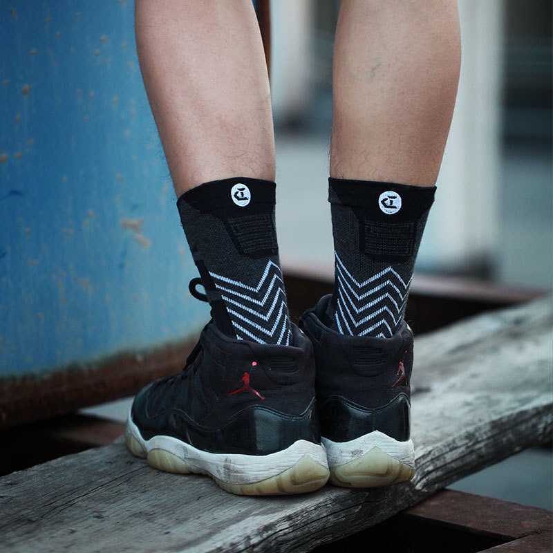 球鞋aj11康扣黑红配袜us8定制休闲袜子运动篮球袜