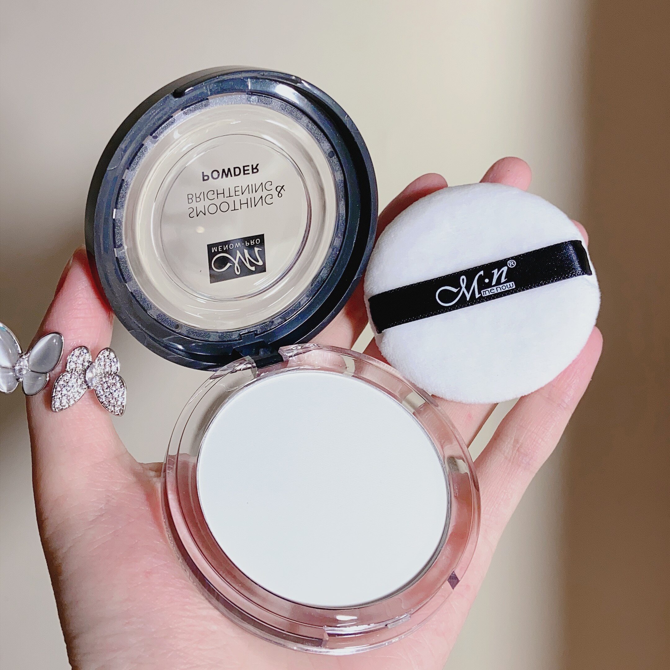 menow美诺钻石粉饼新版大白饼控油定持久透明粉饼