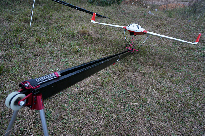 飞宇科技feiyu便携式轻装固定翼航模 弹射器起飞架天行者x8发射器