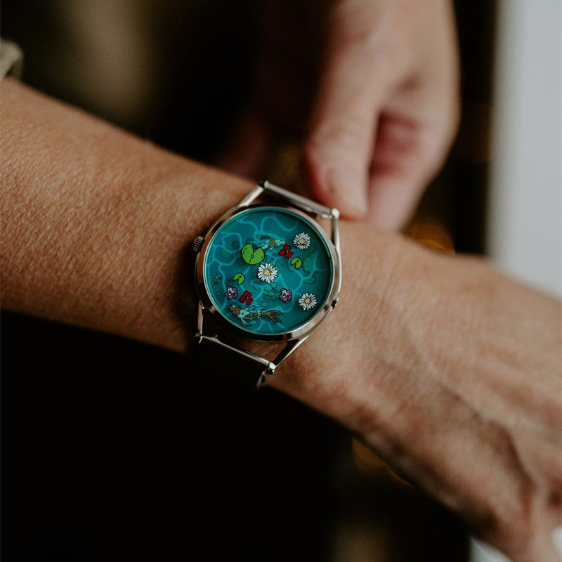 正品琼斯先生mrjones创意个性简约池塘中的小鱼蓝宝石男女手表