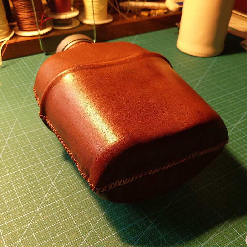 gr皮具酒壶水壶塑形牛皮头层植鞣皮纯手工保温杯