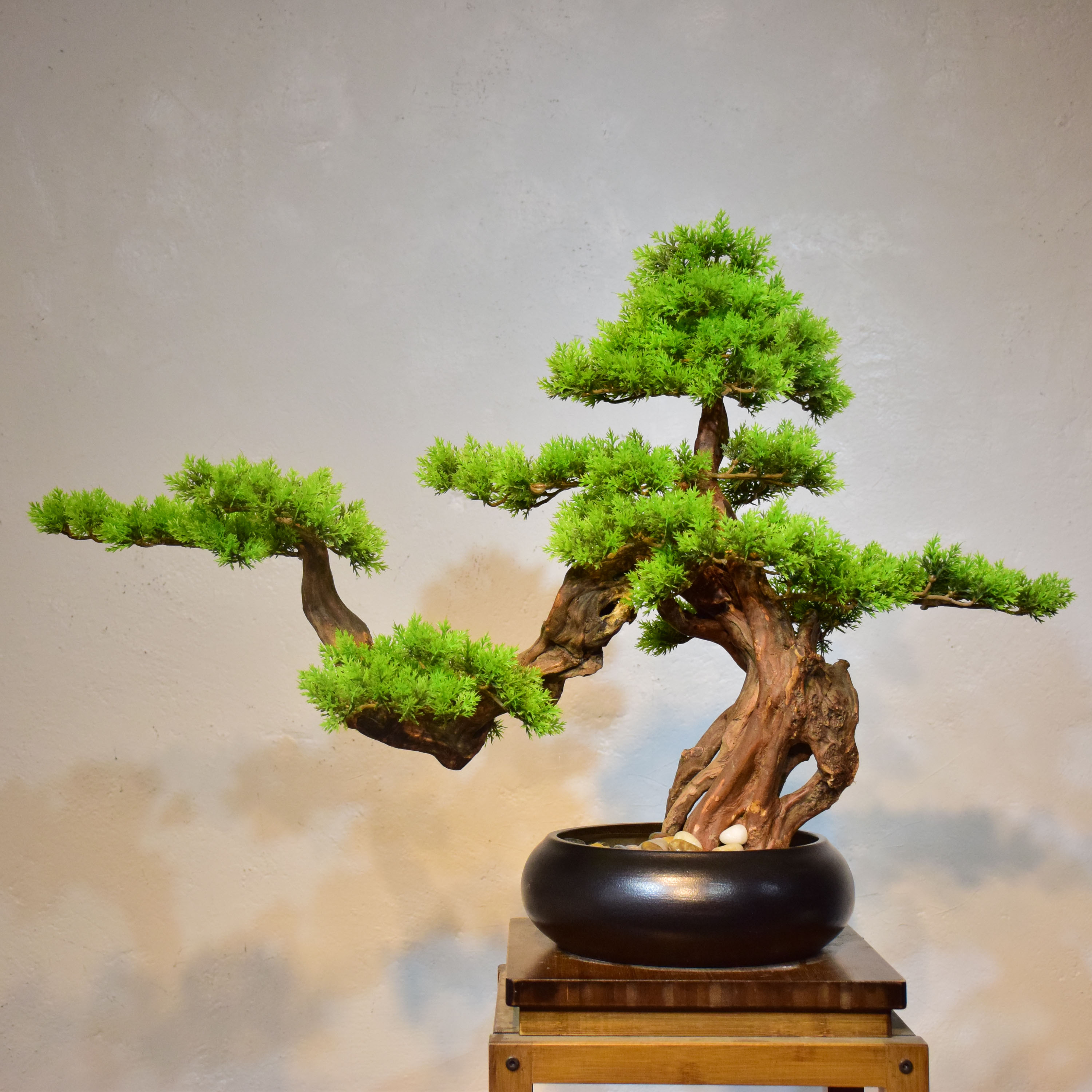 仿真新中式实木桌面中式松树迎客松家居装饰玄关酒店仿真植物盆景