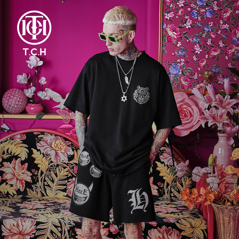 TCH轻奢潮牌短袖T恤宽松休闲烫钻男女同款T66B108003