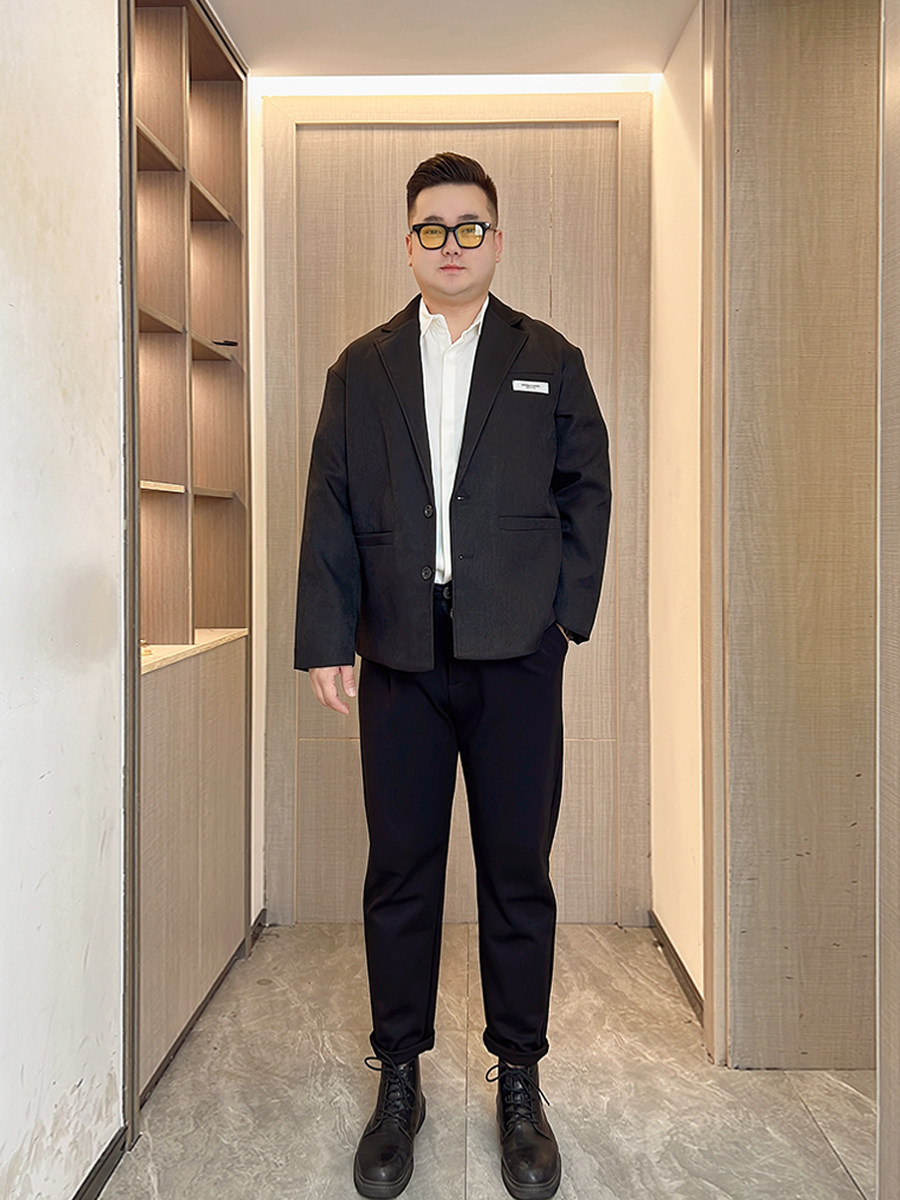 春秋季休闲小西装帅气外套男士轻熟风西服胖子搭配小众设计感贴标
