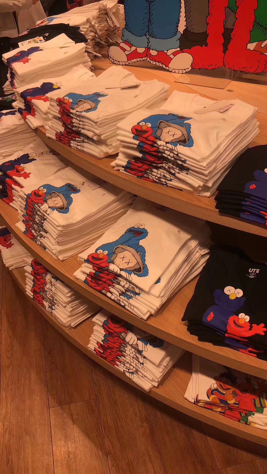 现货 优衣库芝麻街kaws联名t周杰伦陈冠希同款限量男女情侣短袖