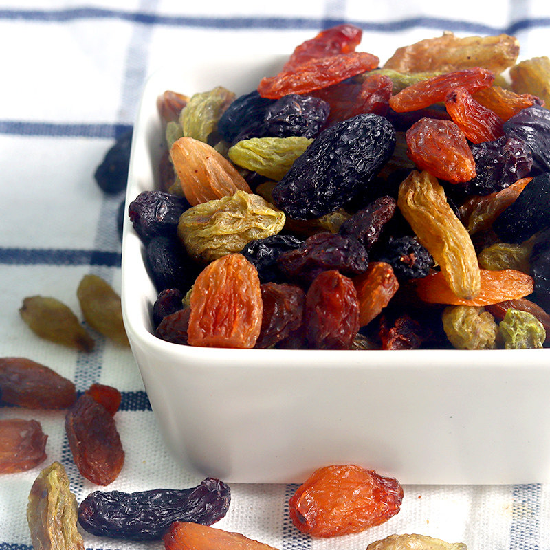 东赛良品三色葡萄干120g袋装颗粒即食绿香黑加仑葡萄干