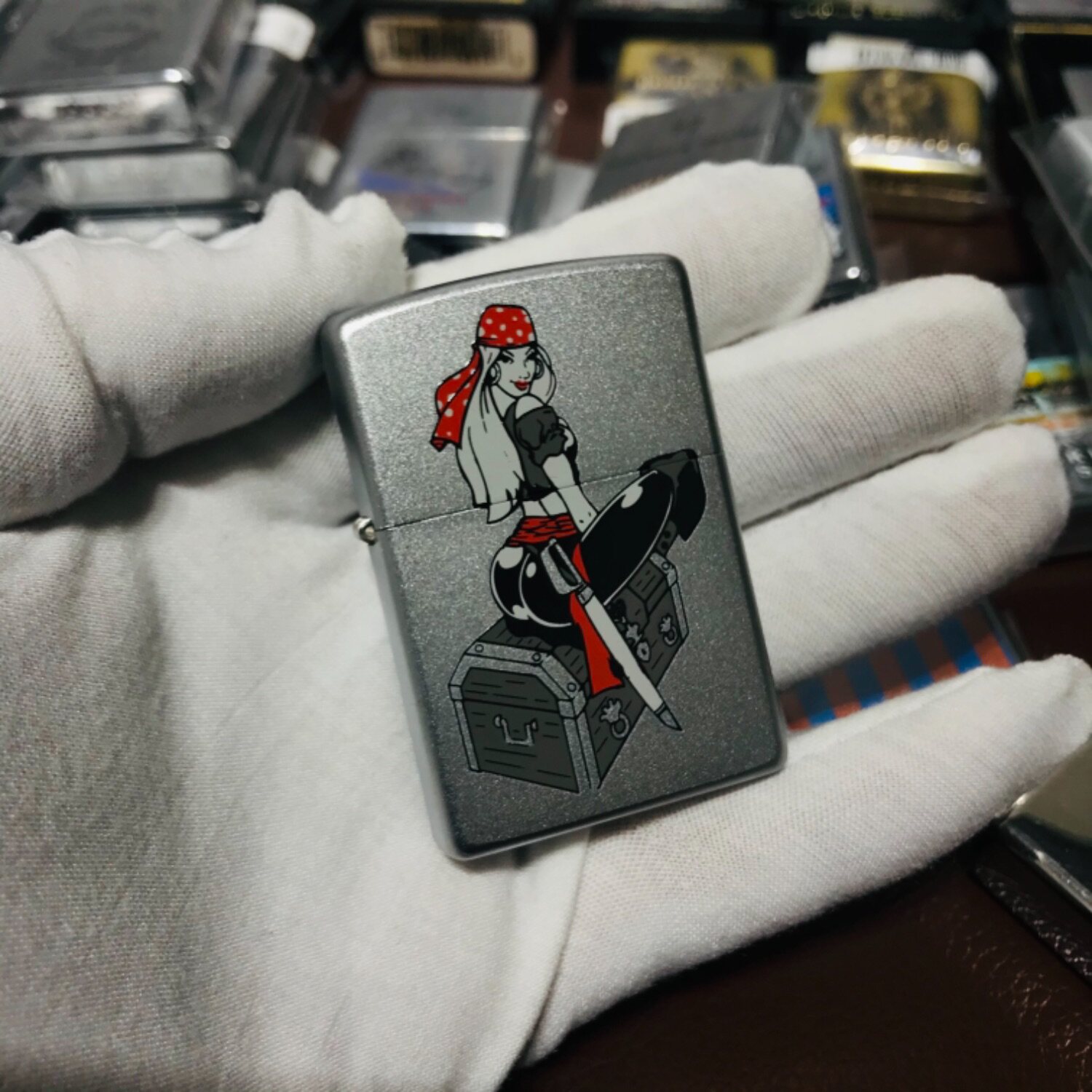 zippo打火机彩印24064美女大副firstmate缎砂红头zippo
