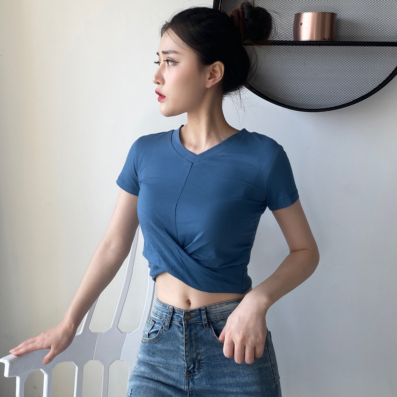 露脐上衣女短袖爵士舞高腰夏v领超短款漏肚脐装黑色t恤紧身短装潮