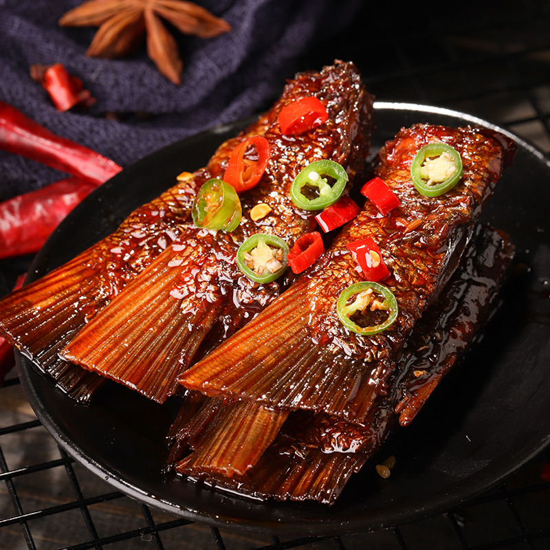 湖南特产香辣鱼尾洞庭湖烟熏鱼块麻辣好吃零食即食鱼零食