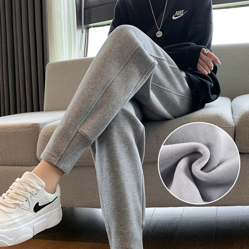 灰色加绒运动裤女秋冬宽松束脚哈伦卫裤子加厚外穿直筒九分休闲裤