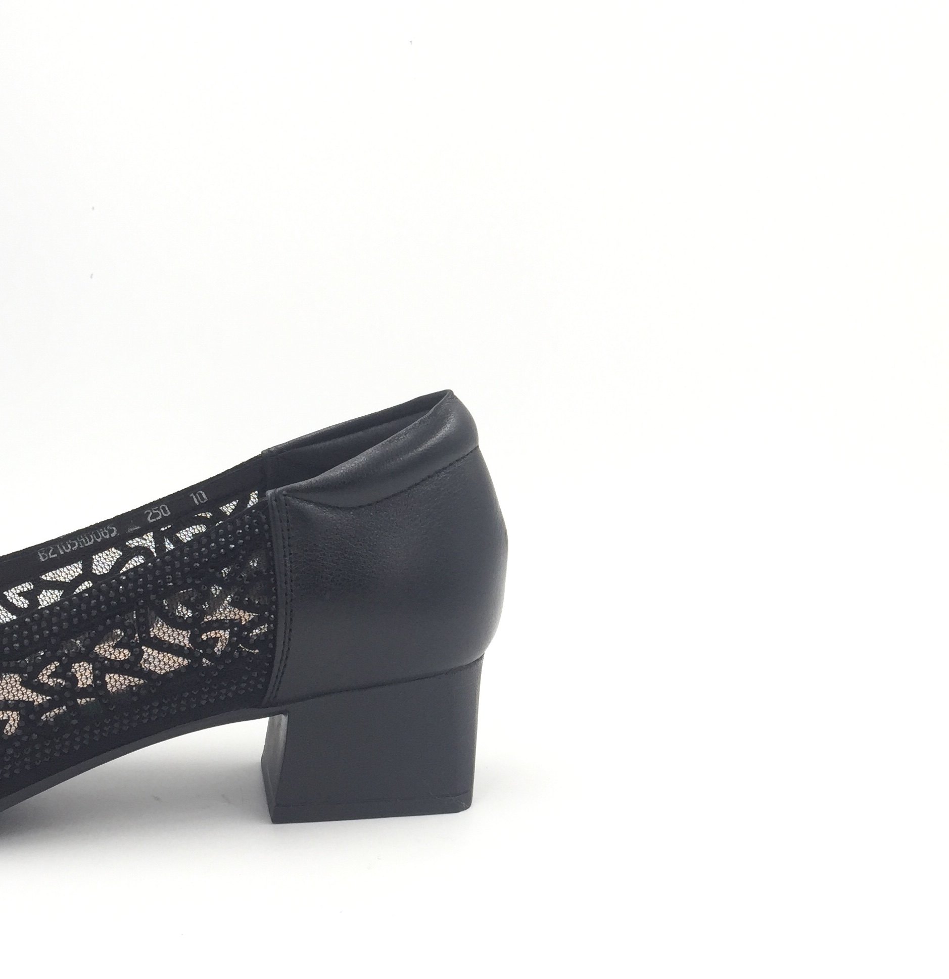 菱光尖头女鞋特大水钻粗跟浅口镂空2021年网纱单鞋