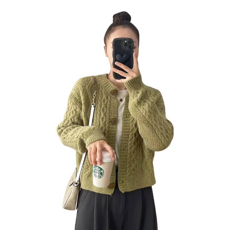 今年流行绿色麻花厚针织开衫毛衣女秋冬2022新款爆款法式上衣外套