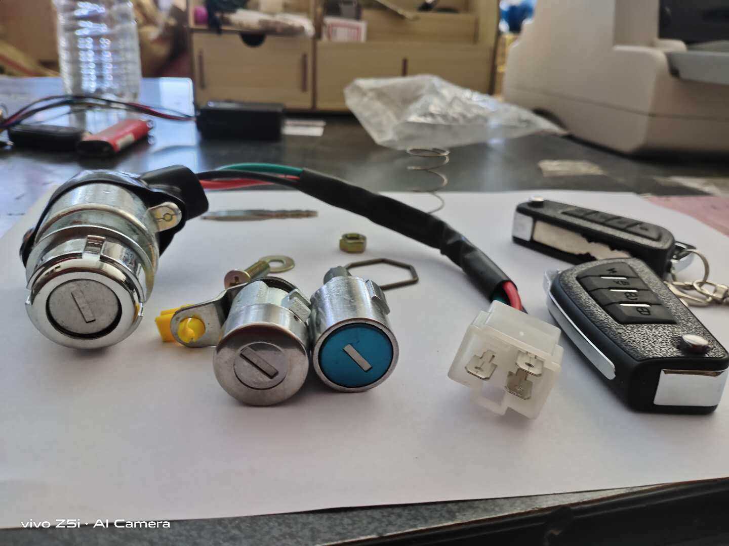 电动三轮四轮中控锁12v折叠遥控防盗防盗报警报警器更多电动车零