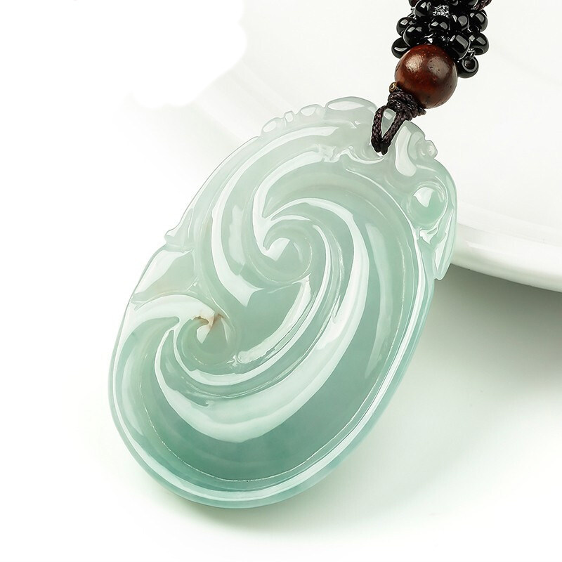 如意翡翠吊坠翠玉男女淡绿吉祥如意玉石挂件送礼颈饰