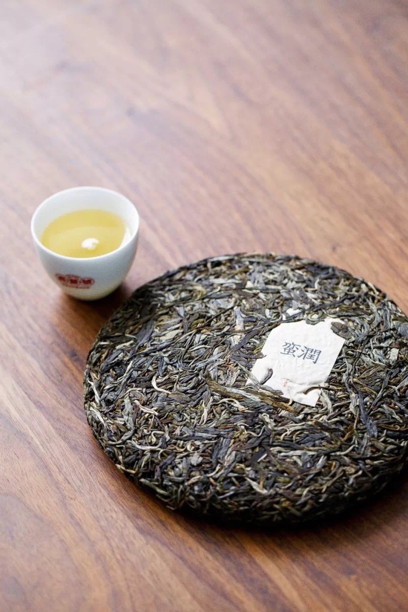 蛮润吉普2017年潜山初代357g片云云南普洱茶春茶普洱