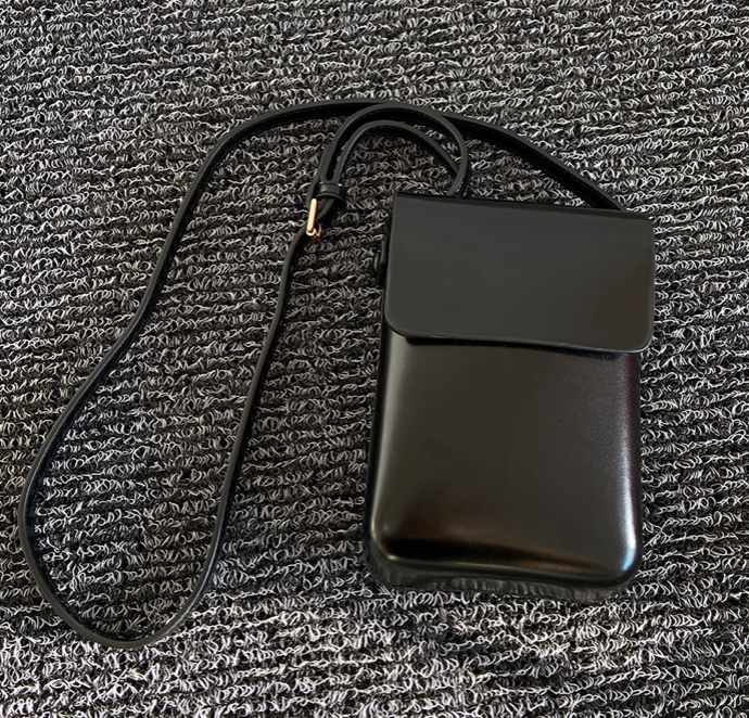 (ROCKER CHEN) leather sqaure cross bag