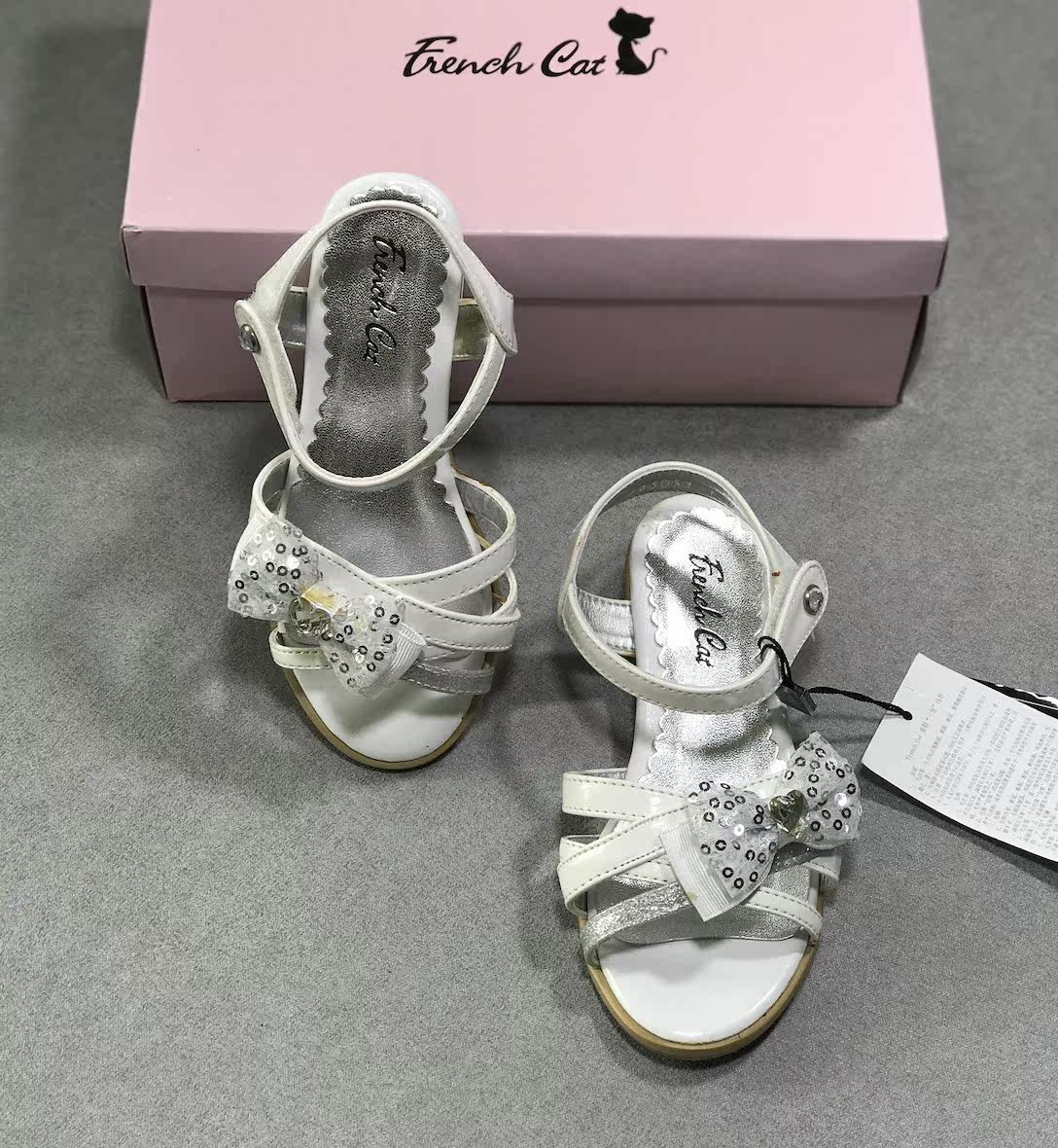 frenchcat韩国法国法女童公主时尚休闲透气漆皮皮鞋凉鞋凉鞋