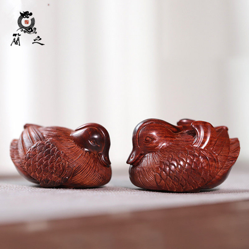 鸳鸯手把印度小叶紫檀木纯手工雕刻文玩把玩木雕