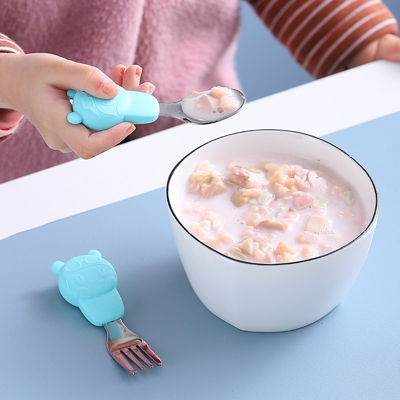 宝宝学吃饭训练勺子婴幼儿硅胶短柄勺餐具套