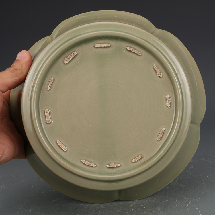 五代越窑秘色瓷花口古董古玩收藏物件瓷器老货摆件