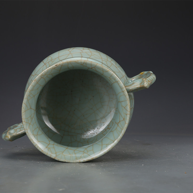 南宋官窑粉青釉开片双耳香炉仿古瓷器古董古玩摆件