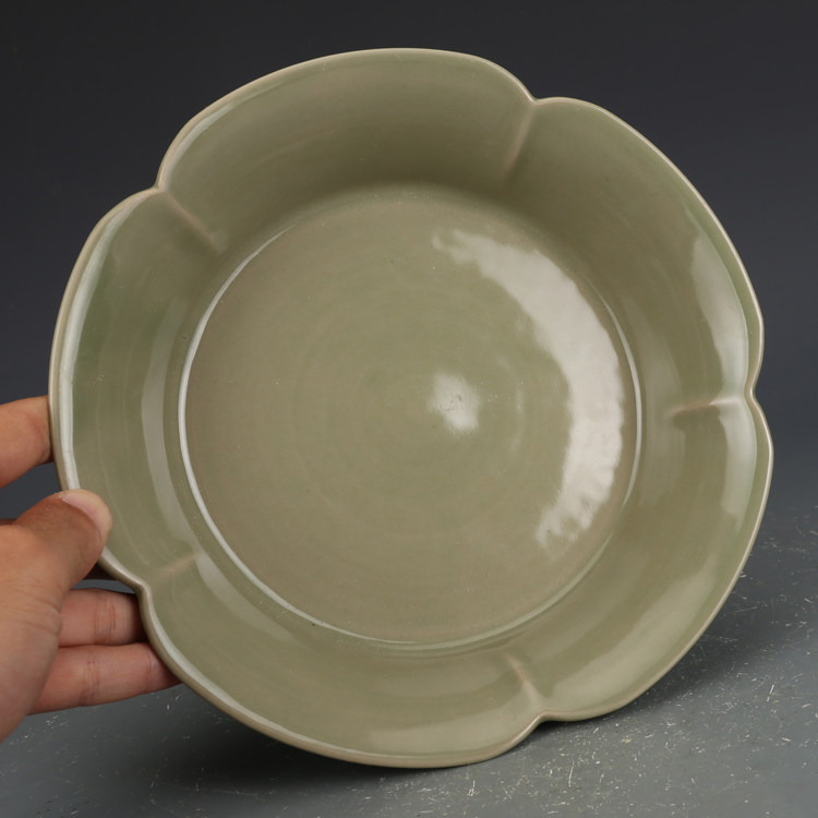 五代越窑秘色瓷花口古董古玩收藏物件瓷器老货摆件