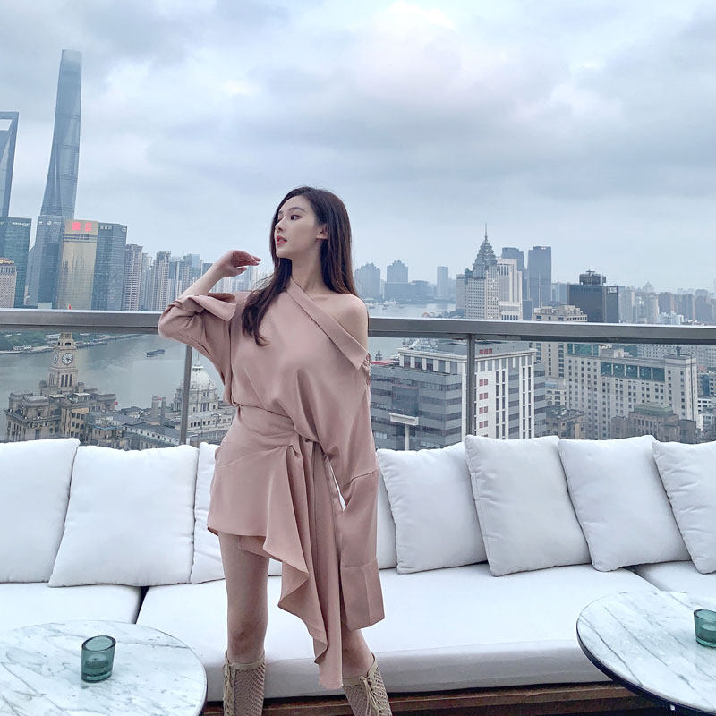 早秋款气质性感长袖两件套连衣裙新款流行显瘦收腰 - nicky couture