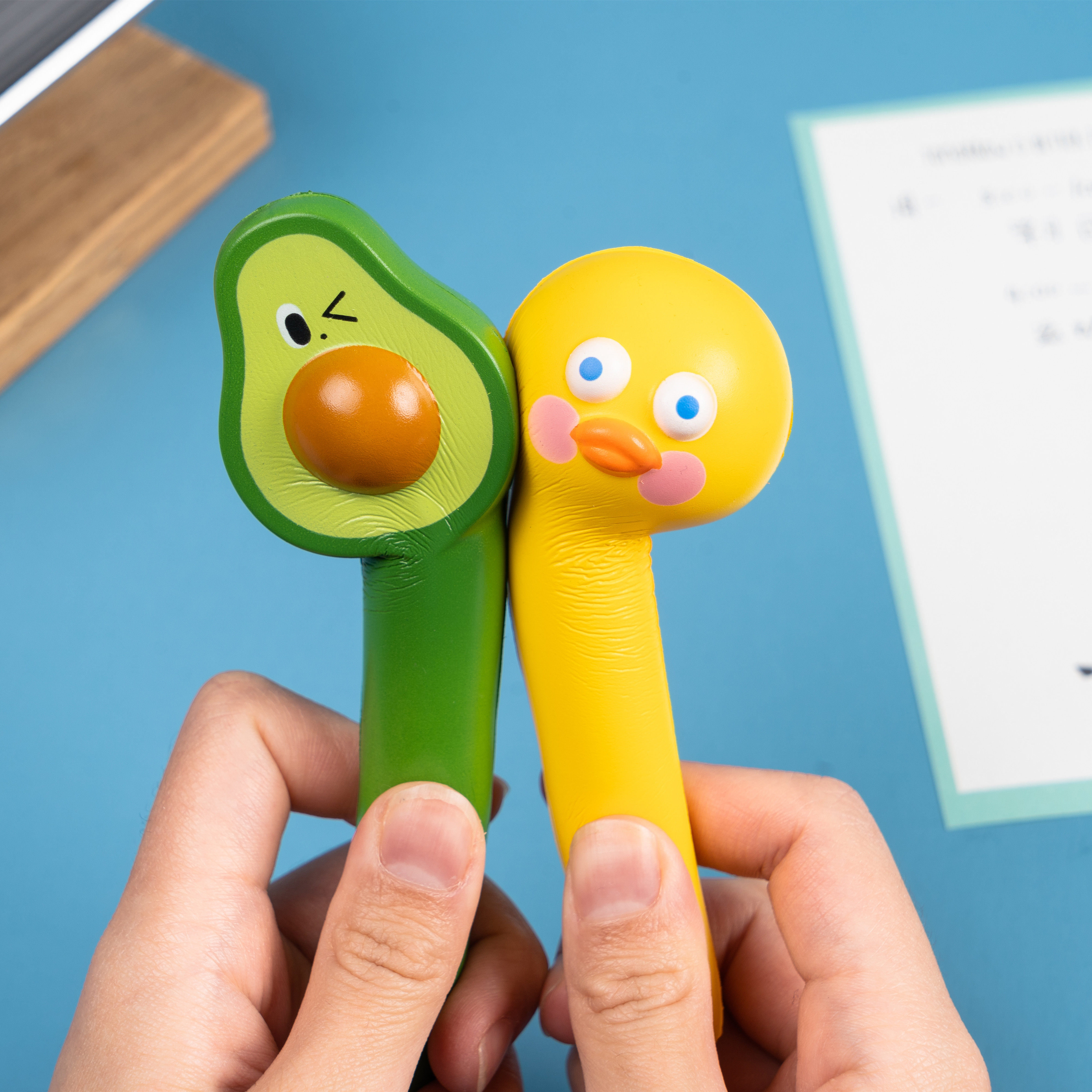 中性笔猫爪小粉减压笔可捏笔软绵绵胡萝卜可爱超萌中性笔