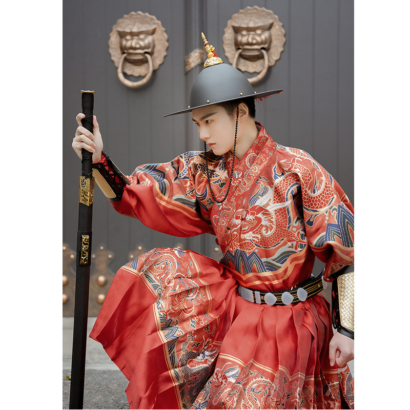 飞鱼布许2021新款原创汉服男装锦衣卫曳撒绣春刀汉服