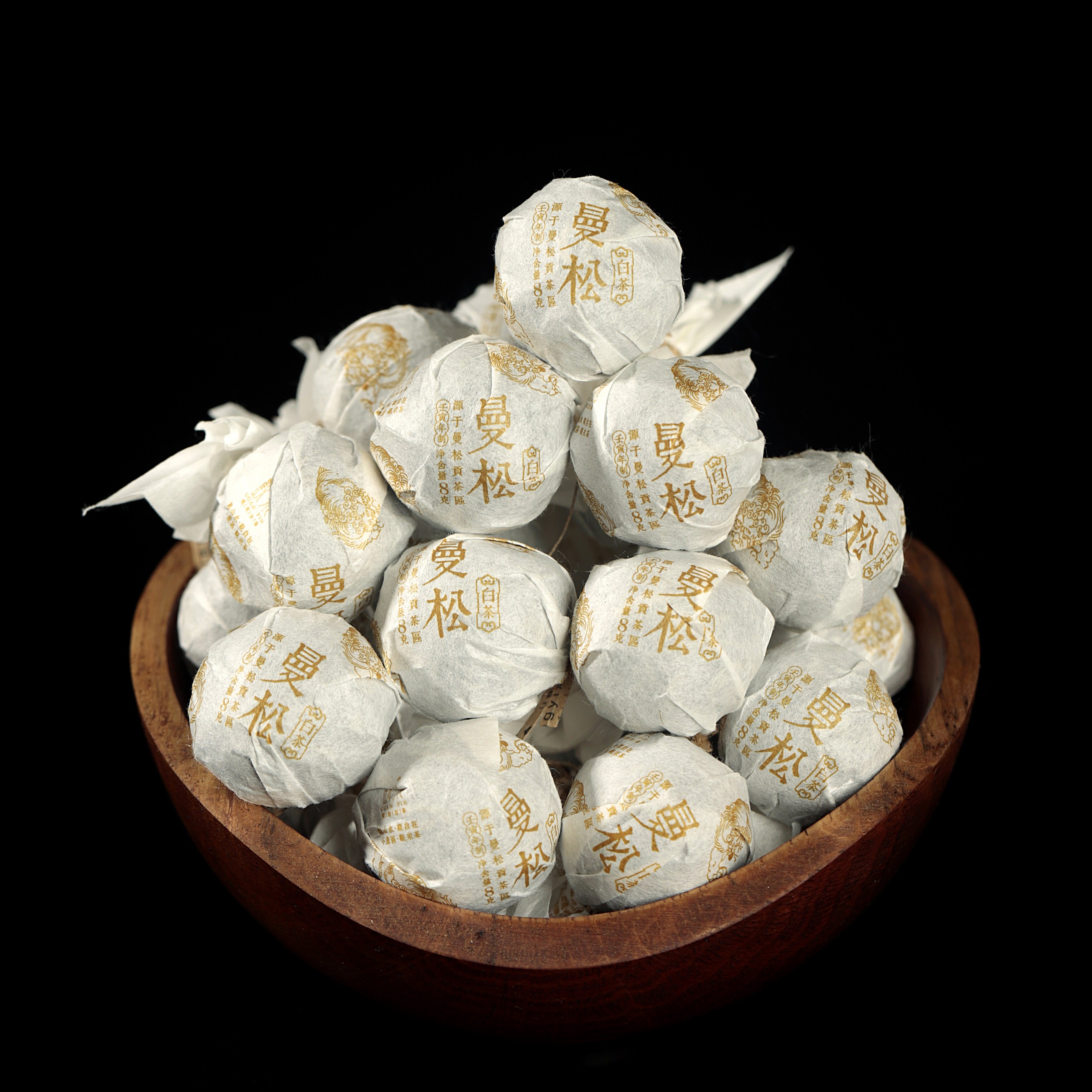 易武曼王子山龙珠普洱茶云南古树老白茶叶特级礼盒特色产区白茶