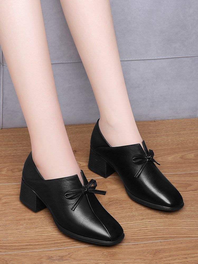 富贵鸟女鞋英伦风皮鞋女2021年新款秋季中跟软皮百搭粗跟单鞋