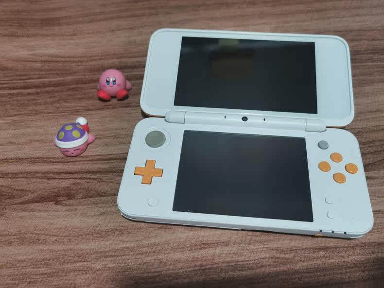 包邮 任天堂 new2dsll 2dsxl 新大二 可玩3ds nds ps1 8.5-9新