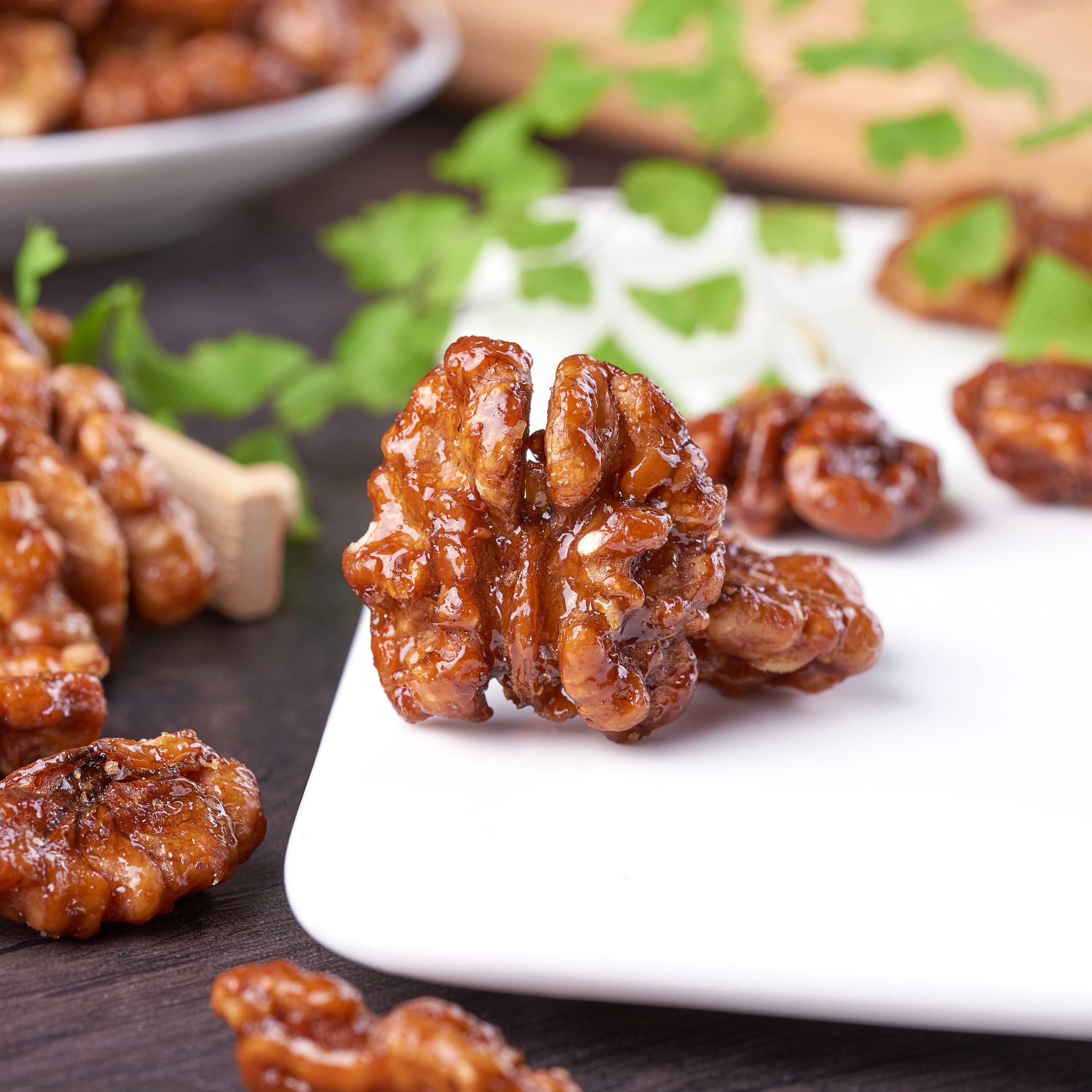 琥珀核桃仁500g蜂蜜核桃每日坚果芝麻核桃休闲零食薄皮大核桃