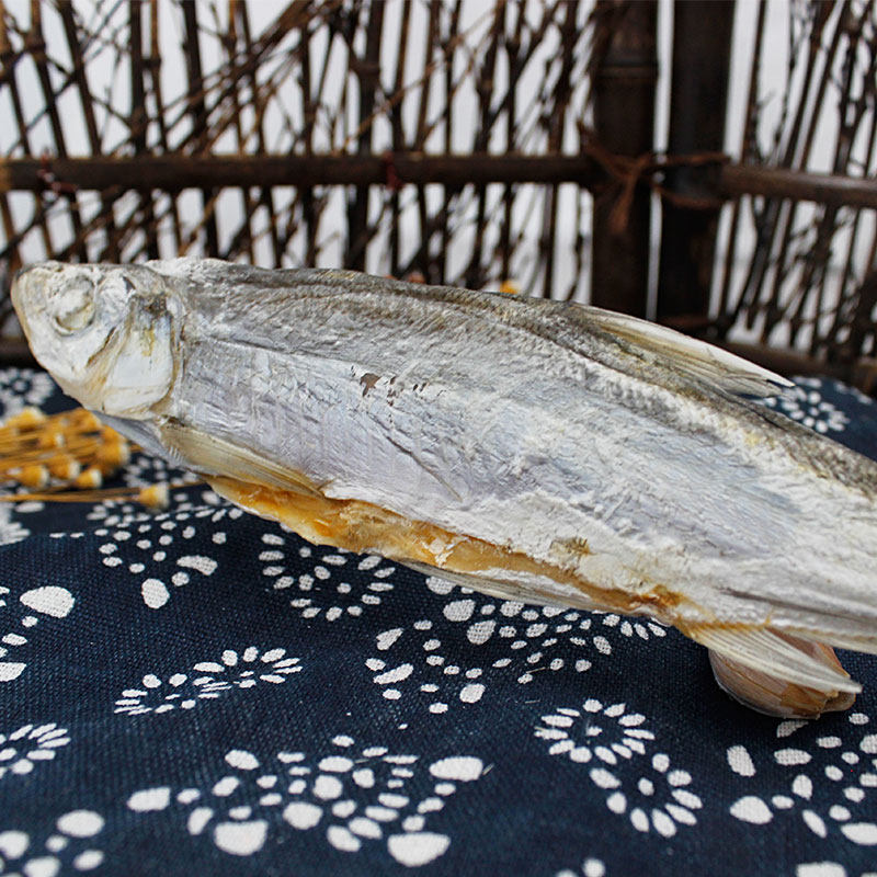 凸农 翘嘴鱼干 大白刁 白鱼干 刁子鱼干 腊鱼 干鱼干货特产包邮