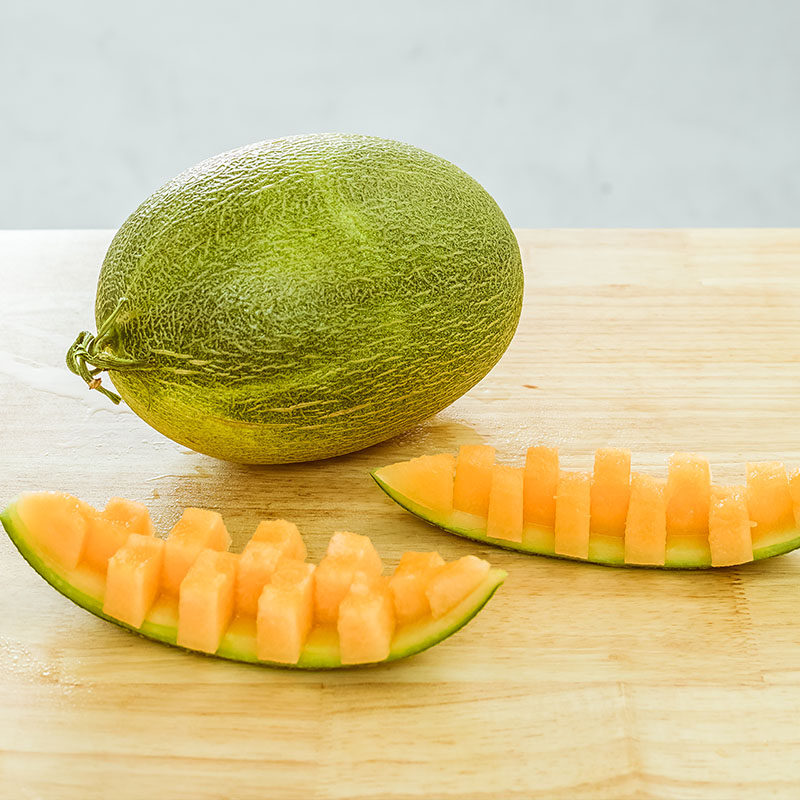 新疆哈密瓜水果新鲜一箱吐鲁番网纹瓜蜜瓜火焰山当季整箱甜瓜批发