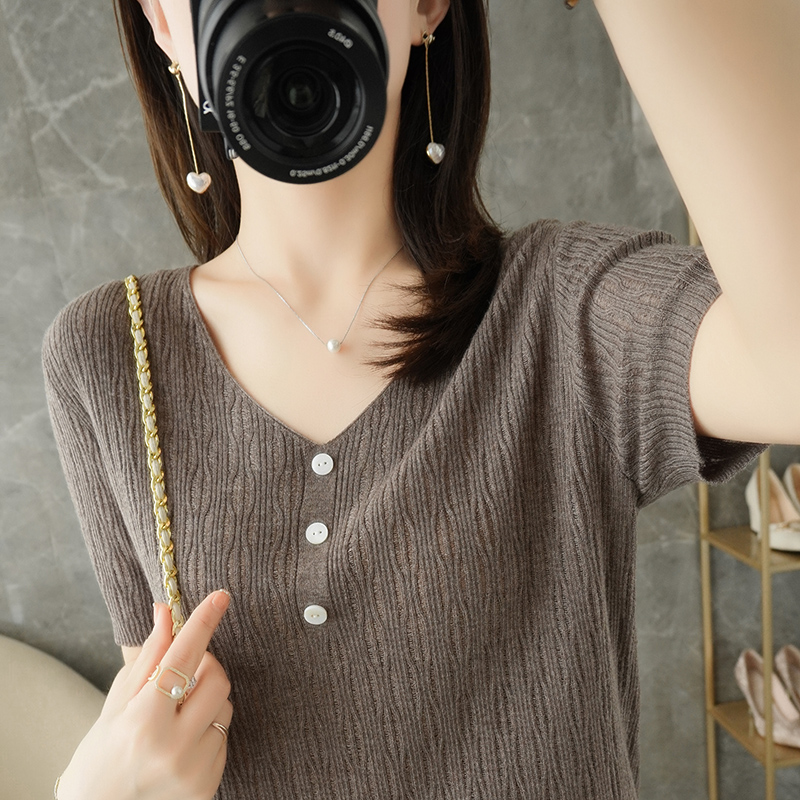 镂空针织短袖t恤女2021春夏新款v领宽松半袖设计感小众上衣打底衫