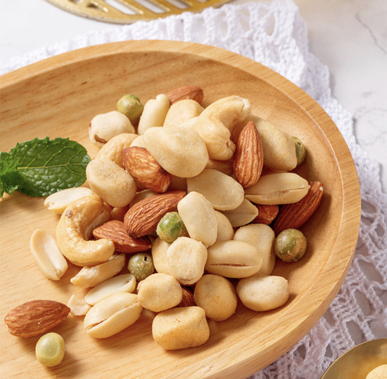 金语休闲欧式坚果饼干礼盒302g年货伴手礼结混合坚果