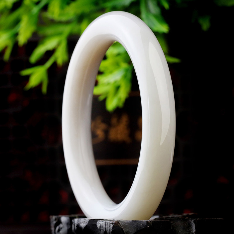 四通正品和田玉手镯子天然白玉圆镯女士瓷白手饰