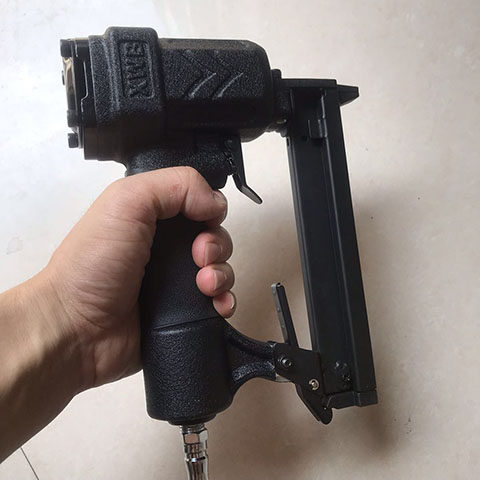 钉枪xwb425k编藤码钢丝丝网铁管编织气钉枪