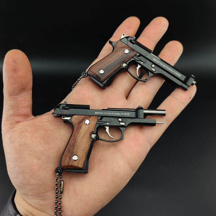 绝地求生武器模型beretta92f吃鸡金属钥匙扣礼品钥匙扣