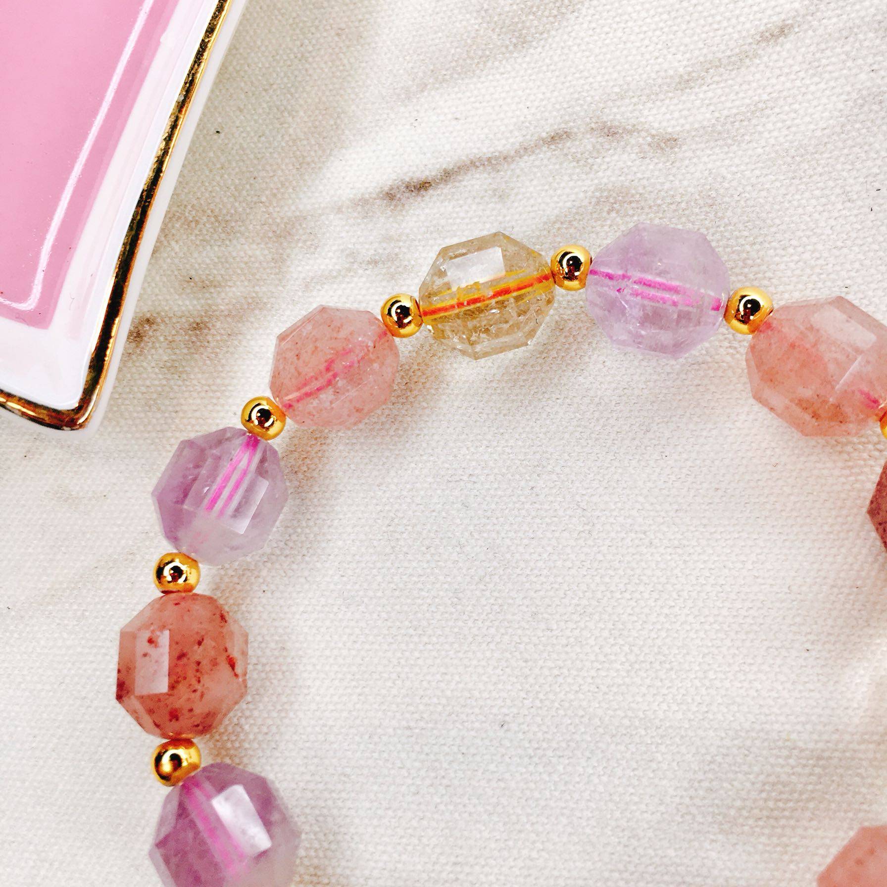 水晶七彩发晶手链女招桃花转运彩色手镯ins手链